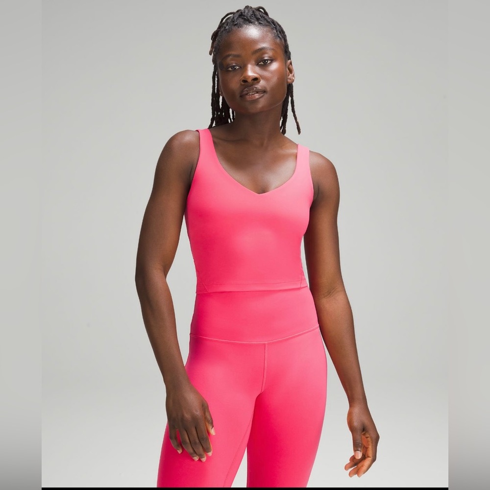 🌺 NEW Align Tank Top Lip Gloss